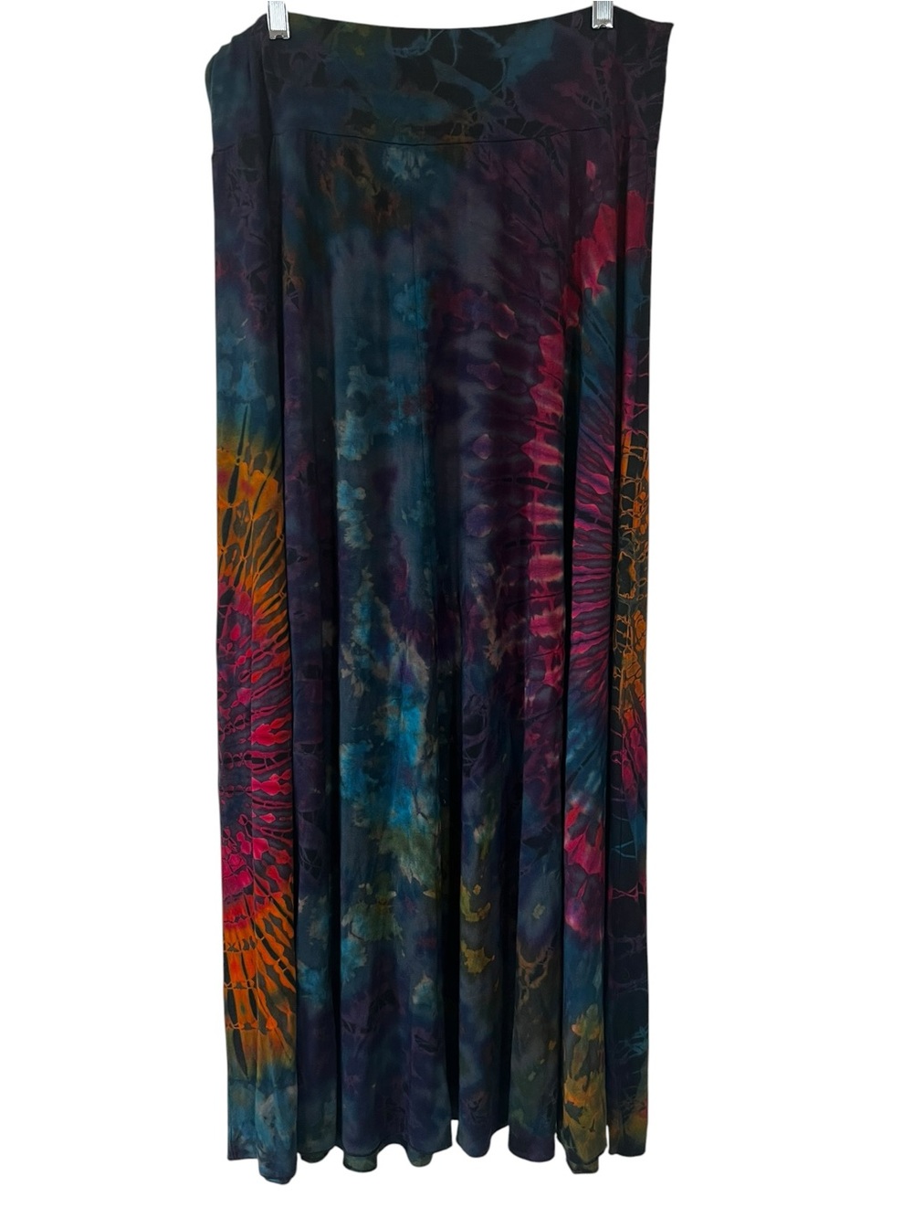 Pyramid Collection tie-die maxi skirt - Picture 9 of 9